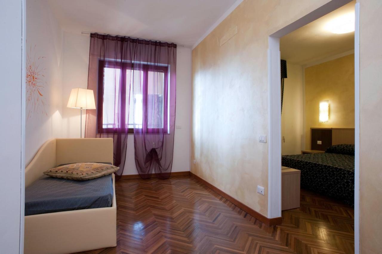 Hotel Astoria Fermo Exterior photo