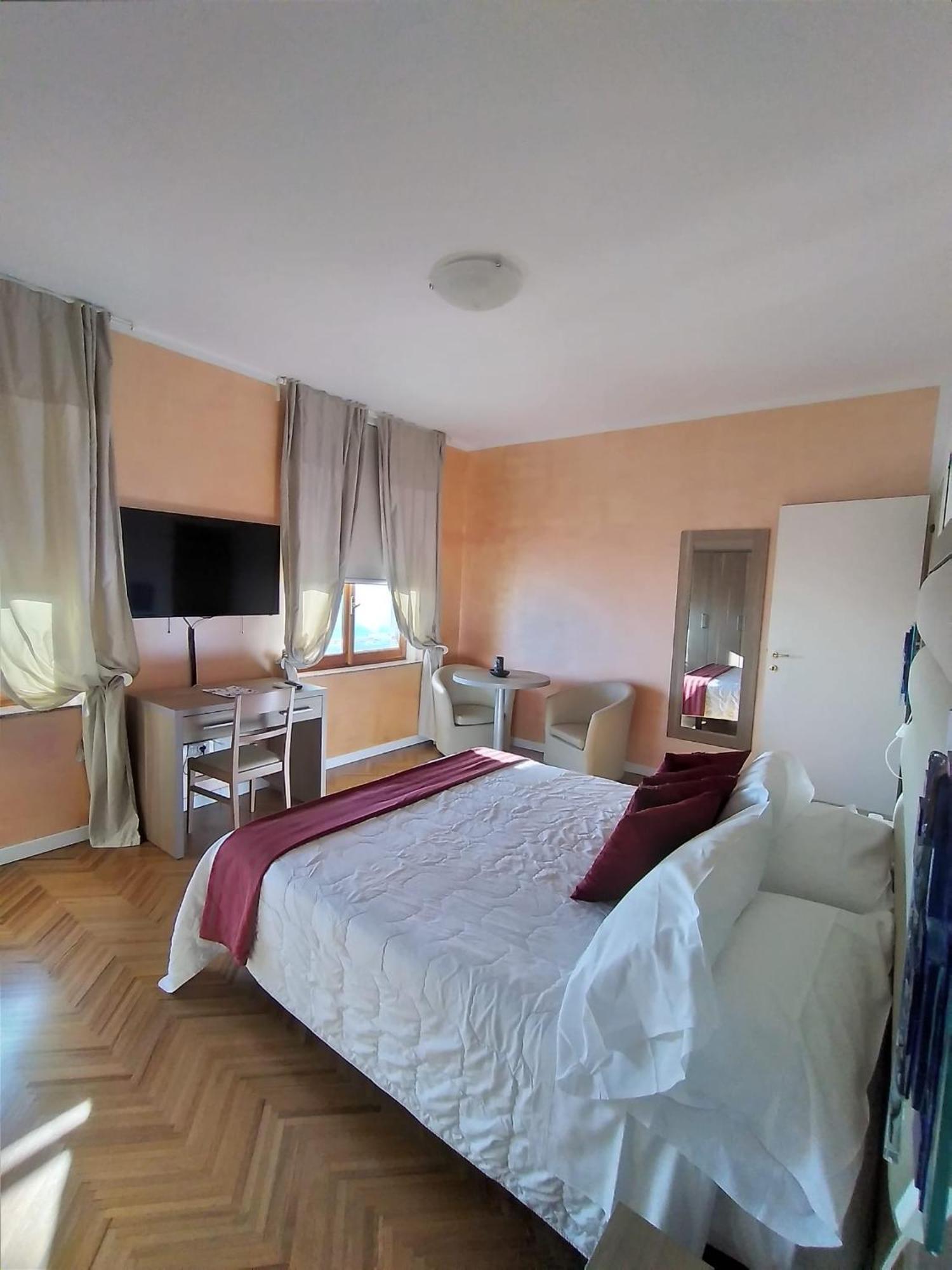 Hotel Astoria Fermo Exterior photo